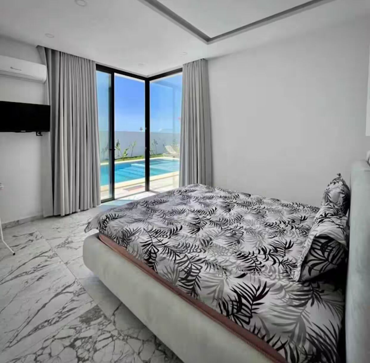 3 bedrooms, iron/ironing board, travel crib, free WiFi