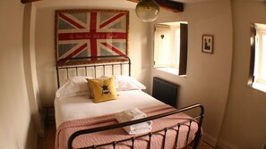 獨棟房屋 | 3 間臥室、免費無線上網、床單