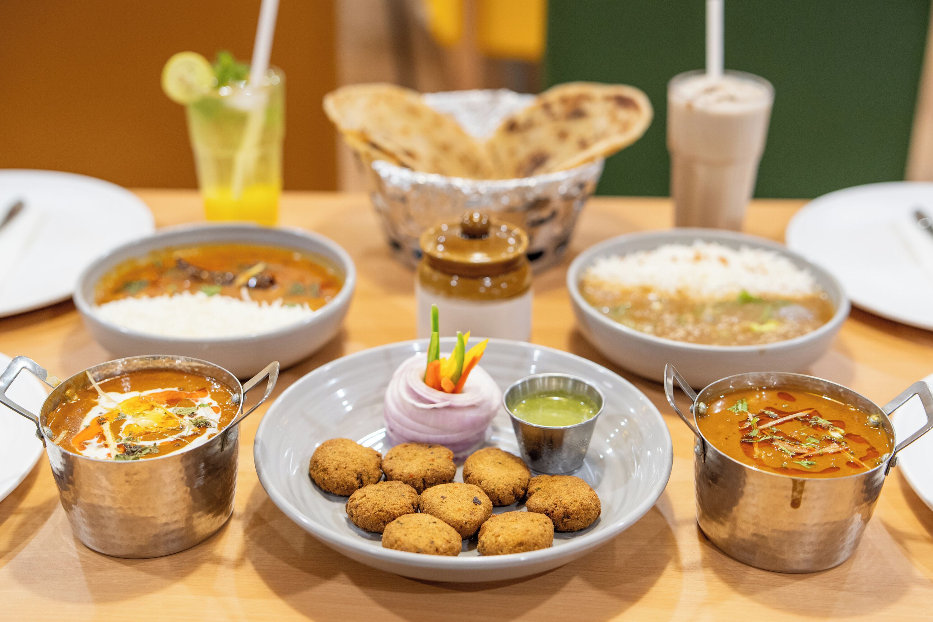 餐飲