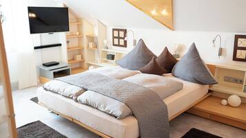 4 Schlafzimmer, Schreibtisch, Bügeleisen/Bügelbrett, kostenloses WLAN