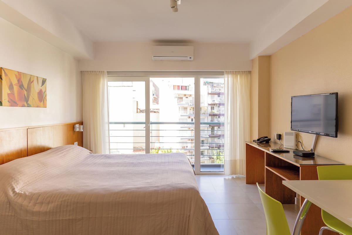 Studio, 1 grand lit | Literie de qualité supérieure, matelas Select Comfort