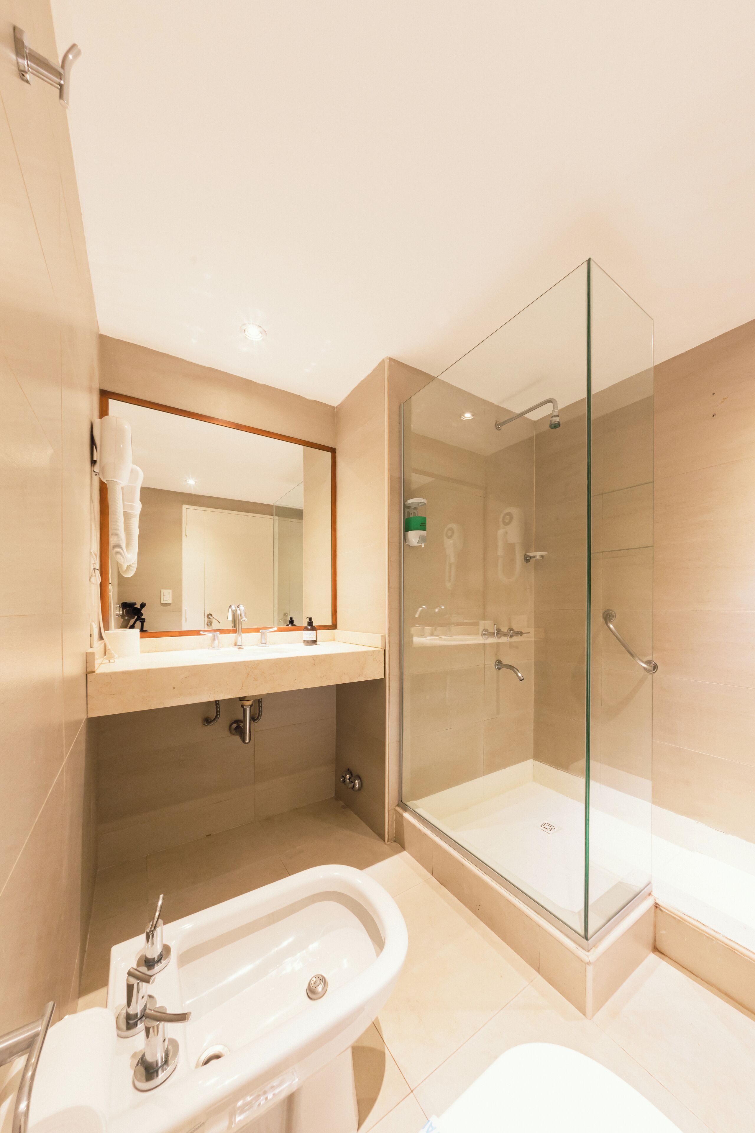 Appartement Duplex, 2 chambres | Salle de bain