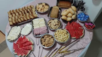 Breakfast meal