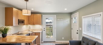 Cozy Lakefront Studio On Long Lake! Home by RedAwning