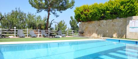 Exclusive Villa | Terrace/patio