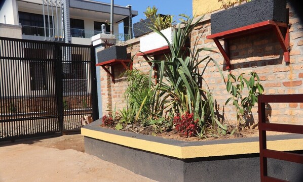 Exterior - Zeyman's Apartments (Kigali)