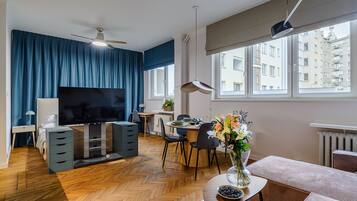 Apartment | 1 bedroom, desk, iron/ironing board, free WiFi