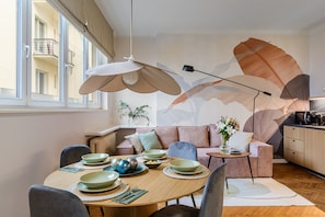 Appartement | 1 chambre, bureau, fer et planche à repasser, Wi-Fi gratuit