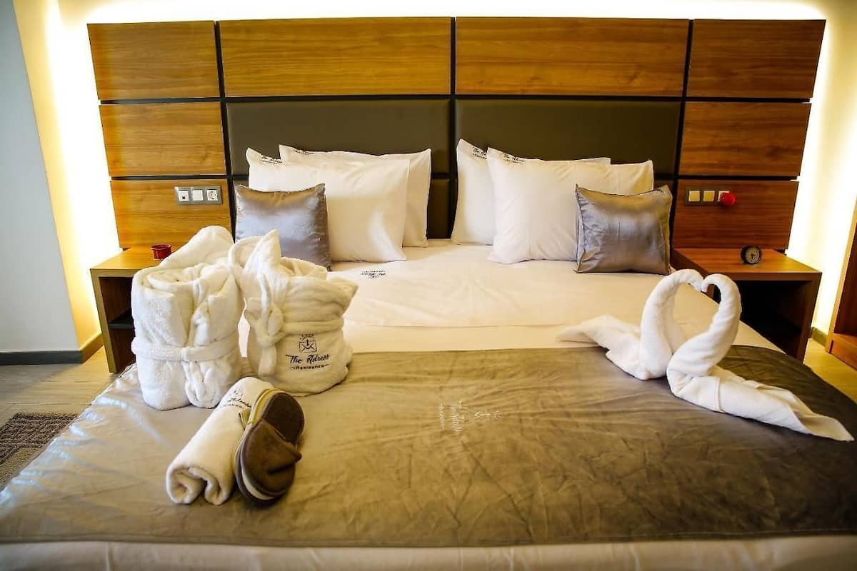 1 slaapkamer, luxe beddengoed, een minibar, een kluis op de kamer