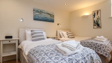 2 soverom, individuelt dekorert og individuelt innredet