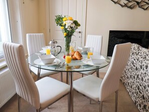 Cottage | Interior - Powder Keg (Whitby)