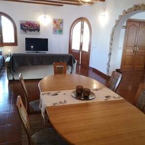 Dining - Ferienwohnung in Ruhiger Lage Auch für Familien (Calpe)