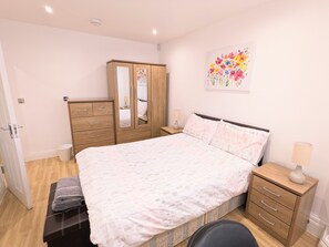 Appartement | 2 chambres, fer et planche Ă repasser, Wi-Fi gratuit, draps fournis