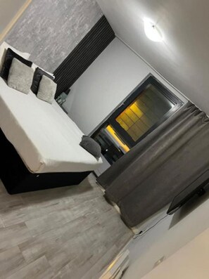 Apartment | 2 Schlafzimmer, Bügeleisen/Bügelbrett, kostenloses WLAN, Bettwäsche