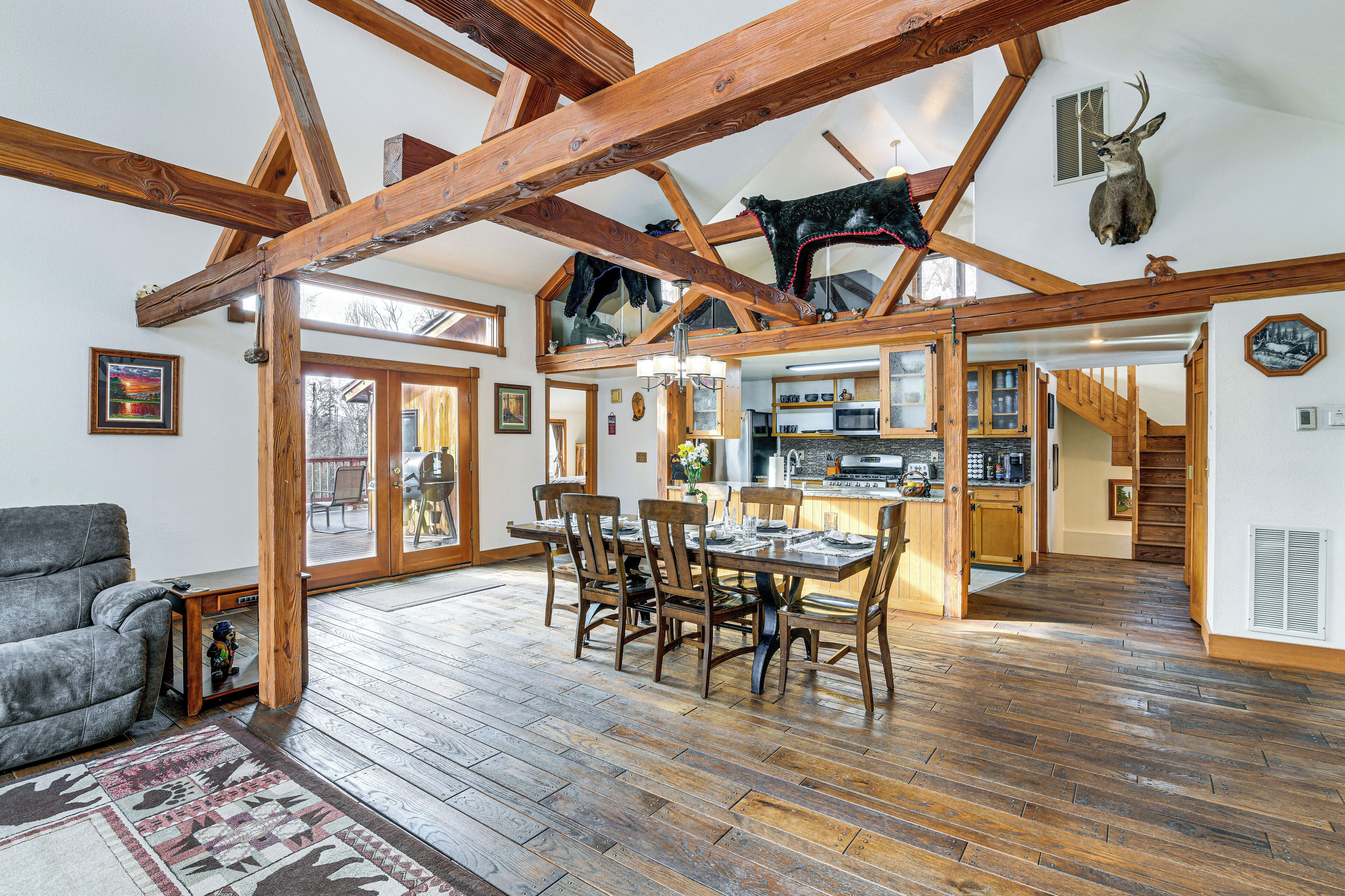 House (4 Bedrooms) | Interior