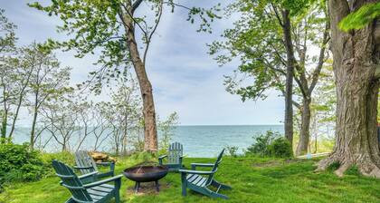 Coastal Lake Erie Cottage w/ Amazing Water Views!