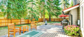 Deck & Grill: Serene Nevada Retreat