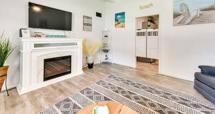 Cozy Fort Walton Beach Escape w/ Private Patio!