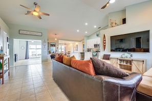 House (3 Bedrooms) | Interior - Pet-friendly Fort Pierce Home w/ Pool & Kayaks! (Fort Pierce)