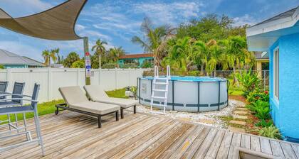 Pet-friendly Fort Pierce Home w/ Pool & Kayaks!