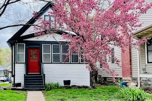 House (2 Bedrooms) | Interior - Saint Paul Vacation Rental Near Shopping & Dining! (St. Paul)