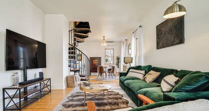 Saint Paul Vacation Rental Near Shopping & Dining!