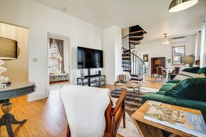 Casa (2 Bedrooms) | Interior