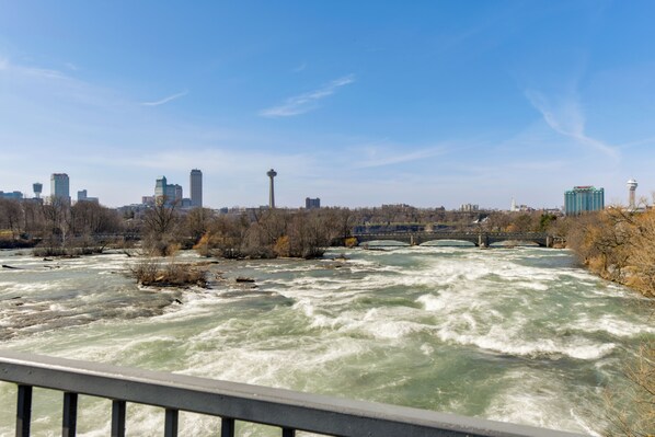 Cottage (1 Bedroom) | Interior - Cozy Niagara Falls Cottage w/ Gas Grill + Patio! (Niagara Falls)