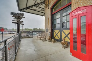 Apartment (0 Bedroom) | Interior - Pet-friendly Texarkana Studio in The Historic 1894 (Texarkana)