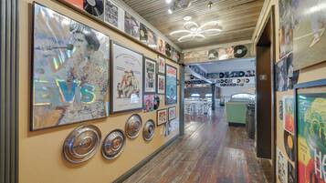 Apartment (0 Bedroom) | Interior