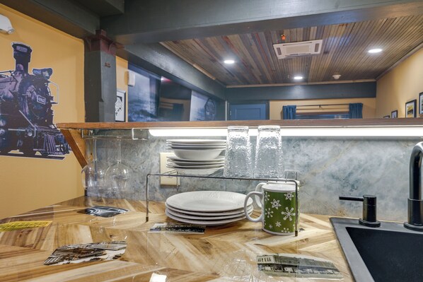 Apartment (0 Bedroom) | Bahagian dalam