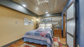 Apartment (0 Bedroom) | Interior