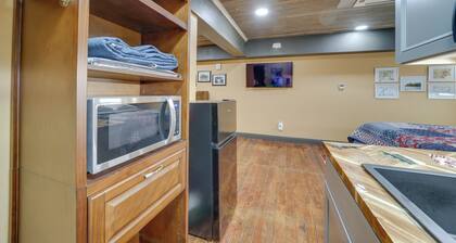 Central Texarkana Studio Rental w/ Railroad Views!