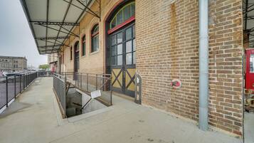 Apartment (0 Bedroom) | Interior