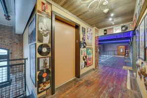 Apartment (0 Bedroom) | Interior - Historic Texarkana Studio Rental: Walk to Downtown (Texarkana)