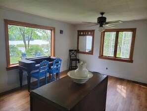 Interior - Historic lake house-water views, fishing (Bath)