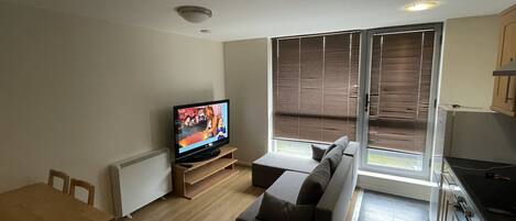 Apartment | 2 bedrooms, free WiFi, bed sheets