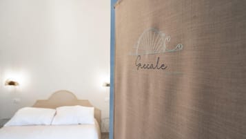 1 camera, Wi-Fi, lenzuola