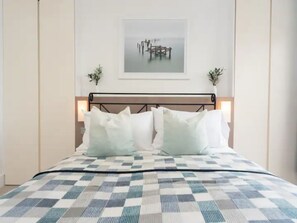 3 soverom, strykejern/-brett, wi-fi (inkludert) og sengetøy