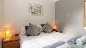 2 bedrooms, individually decorated, individually furnished, free WiFi