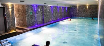 Balcony and free access to pool &gym health club