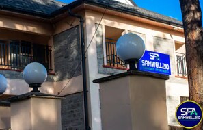 Exterior detail - Samwell210 furnished apartment 6 (Kisumu)