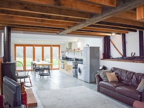 Fireplace - UK46591 - Polecat Barn (Plumpton Green, near Lewes)