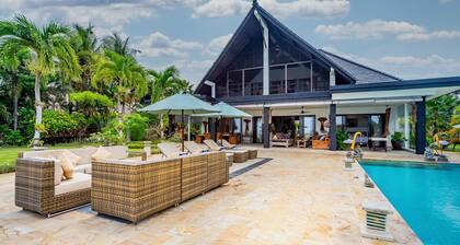 Lovina Luxury Pool Villa, Where Class and Style Converge at North Bali!