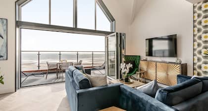 5 bedroom accommodation in Bridlington