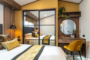 Signature-Zimmer, Mehrere Betten, Nichtraucher, Kochnische (Walk-in Shower)