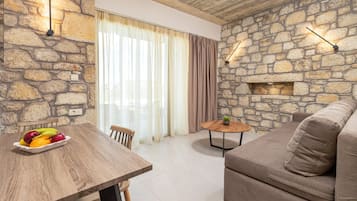 Standard Apartment | In-room dining