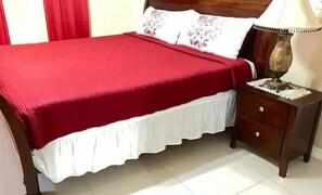1 Schlafzimmer, Bügeleisen/Bügelbrett, kostenloses WLAN, Bettwäsche
