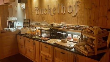 Desayuno buffet incluido todos los días