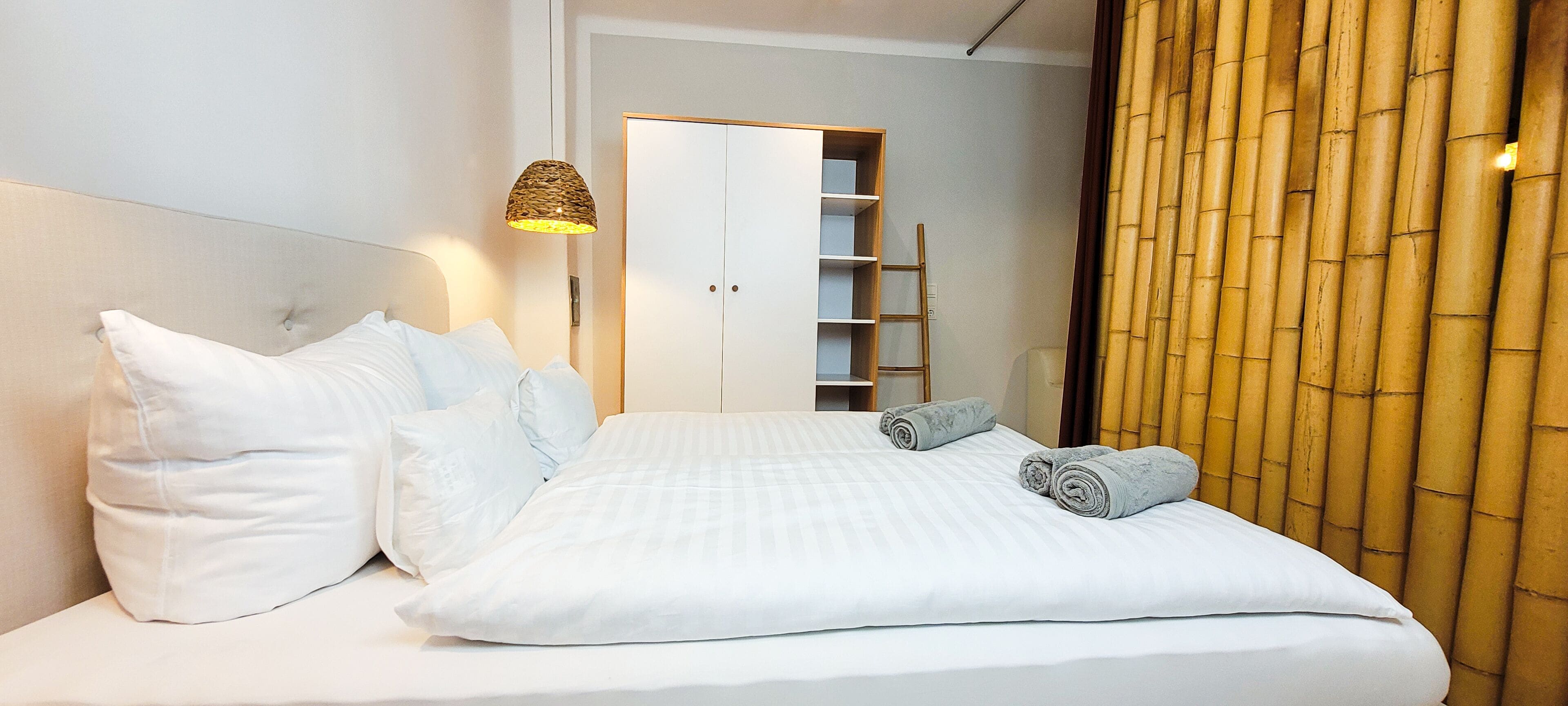 1 bedroom, desk, iron/ironing board, free WiFi
